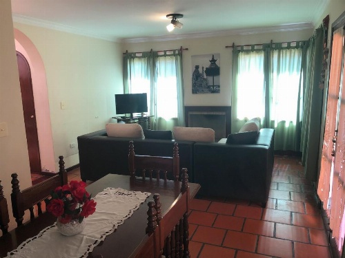 Casa en B° Tres Cerritos, Salta Capital. Alquiler Temporal image 24